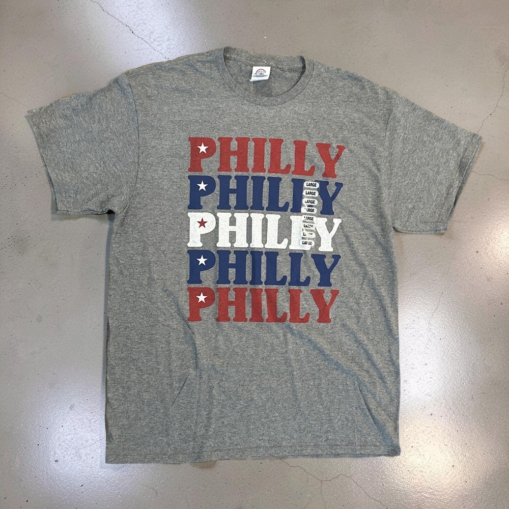 Philly Graphic T-Shirt Mens Large Gray Red White Blue City Pride Souvenir NWOT